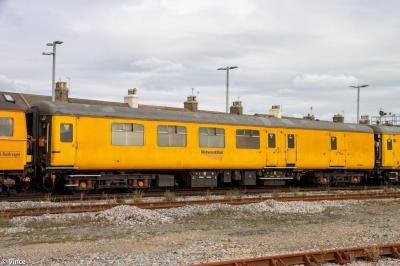 977969